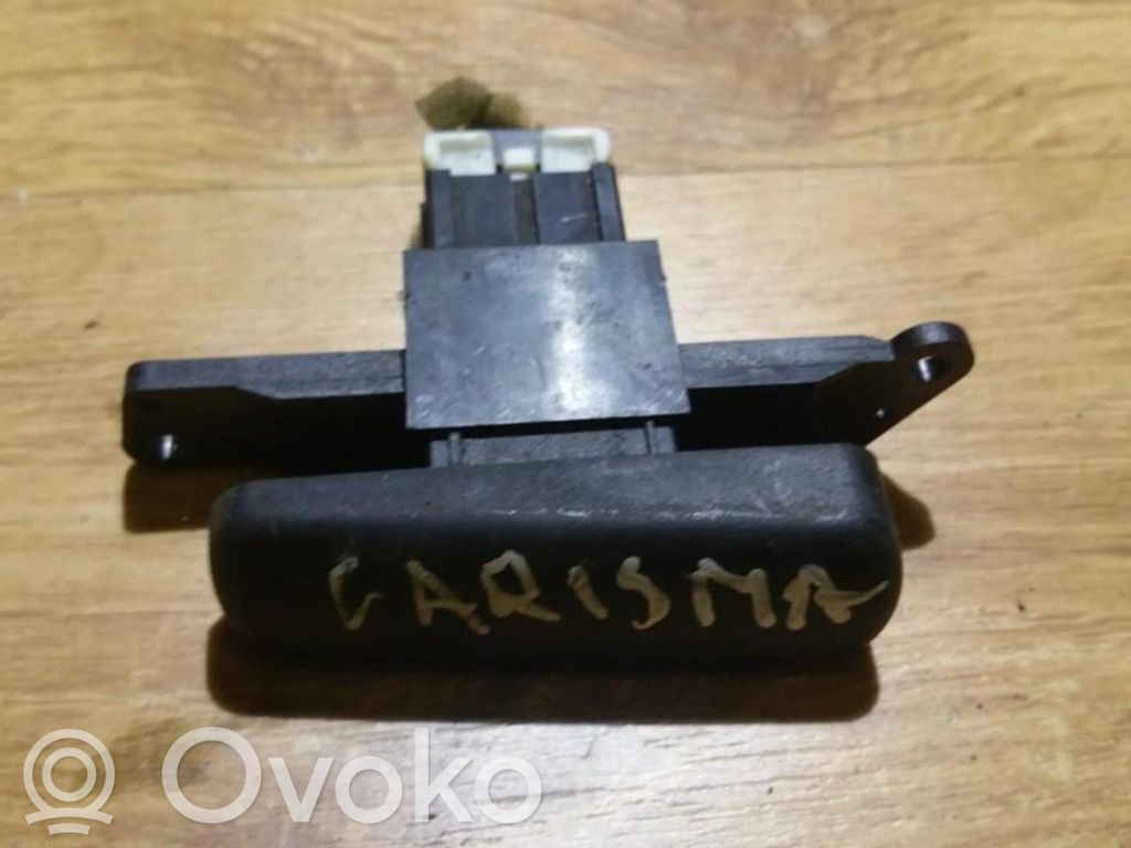 Hätävilkkujen kytkin   MR114083,MR114083