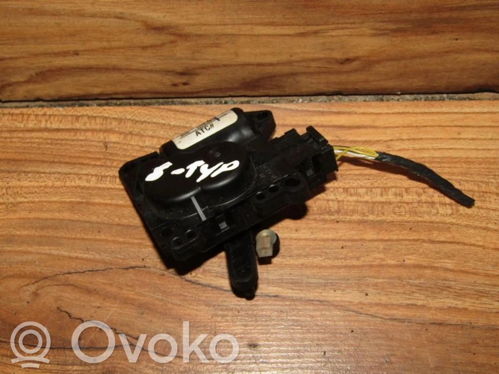 Motor/actuator clapetă aer   XW4H19E616CD,XW4H19E616CD,XW4H19E616CD,XW4H19E616CD