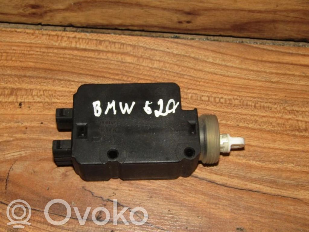 BMW 3 E36 Motor de bloqueo de puertas 