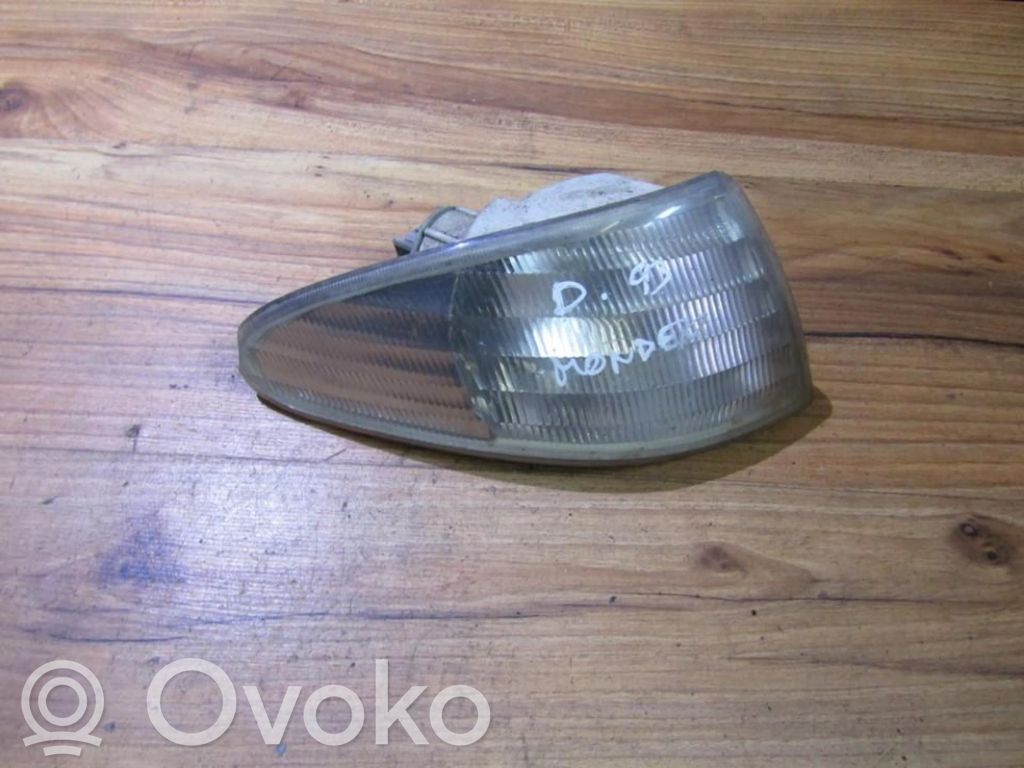 Ford Mondeo MK I Indicatore di direzione anteriore