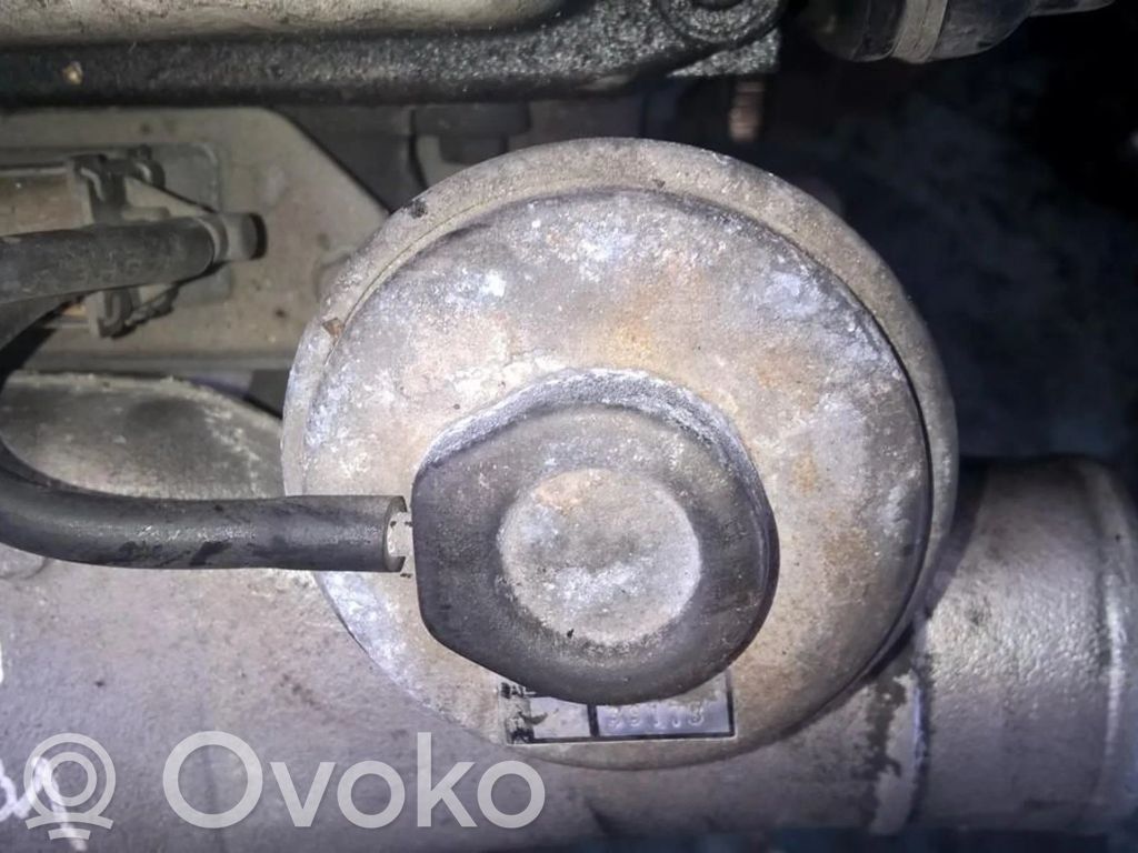 Nissan Sunny EGR valve 