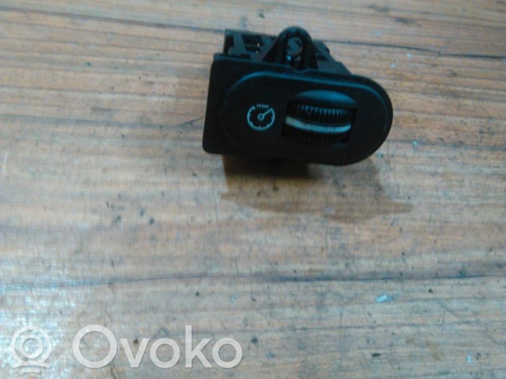 Ford Mondeo MK II Interruttore di regolazione dell’illuminazione del quadro