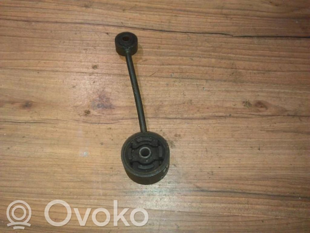 Engine mount bracket