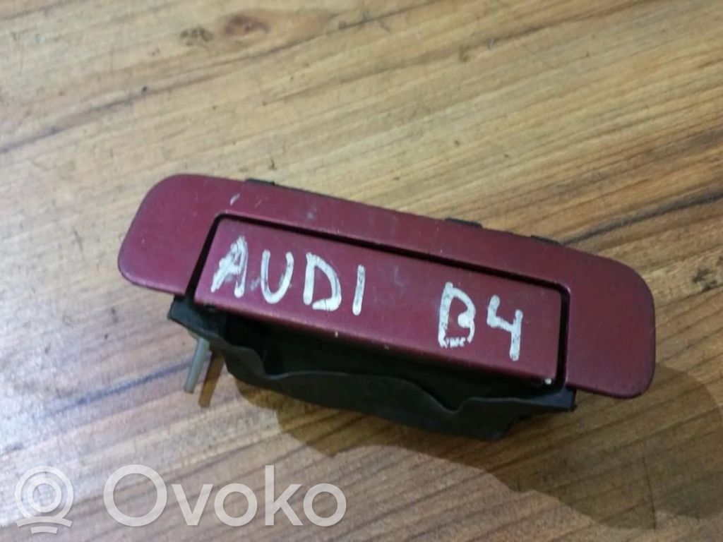 Audi 100 S4 C4 Manecilla externa puerta delantera 