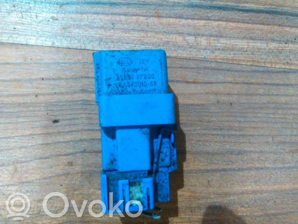 Nissan Primera Altri relè