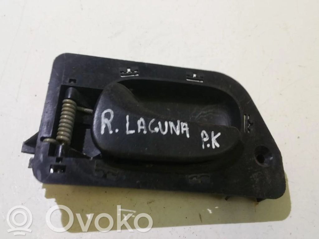 Manecilla interna puerta delantera   7700823286,7700823286