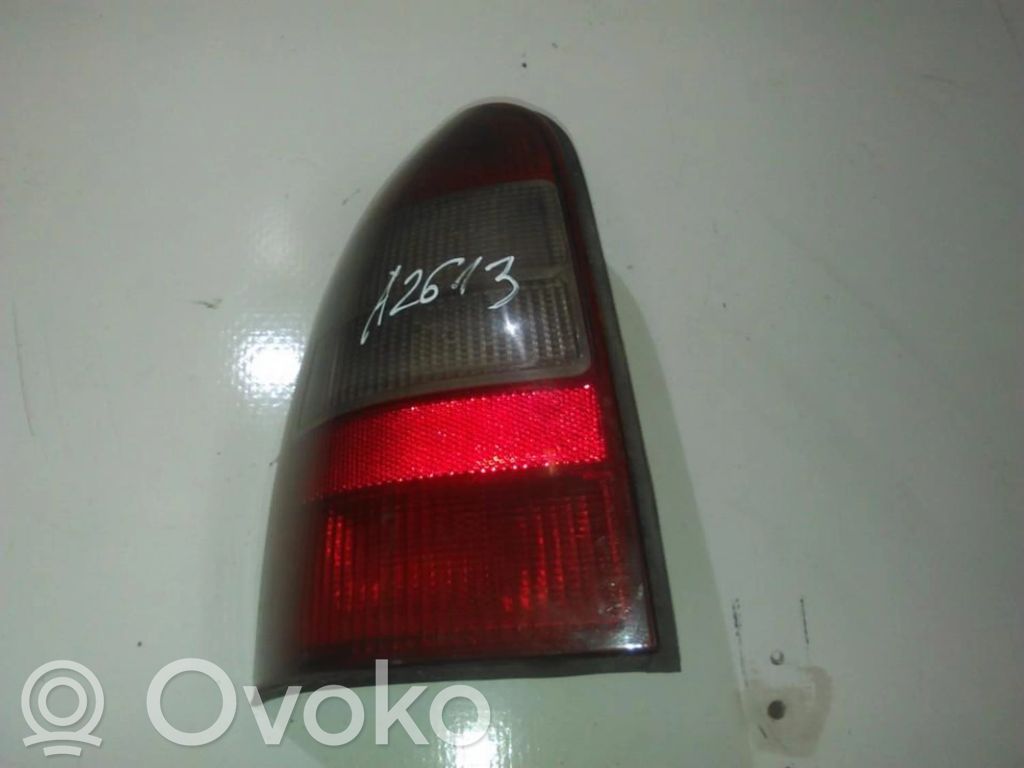 Opel Vectra B Luci posteriori
