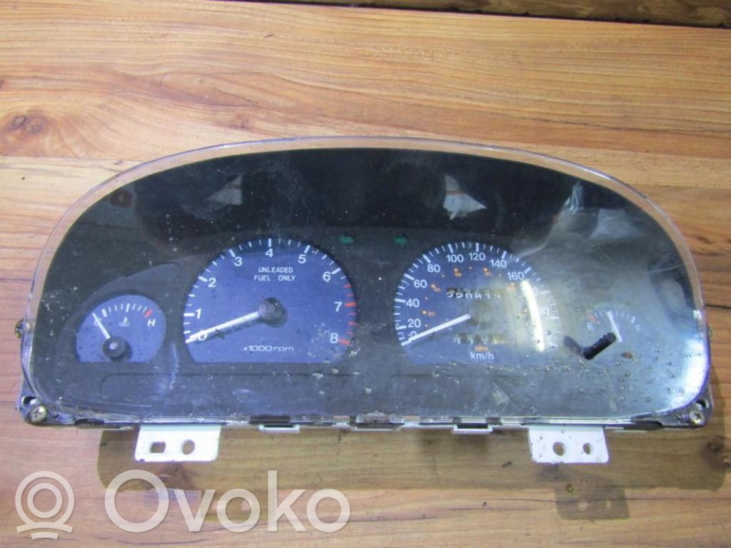 KIA Clarus Spidometrs (instrumentu panelī) 