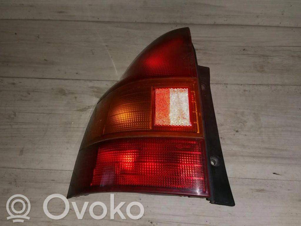 Luz trasera/de freno   KB18,KB18