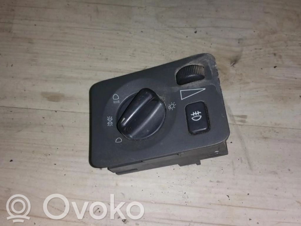 Light switch   4616124,758173,4616124,758173