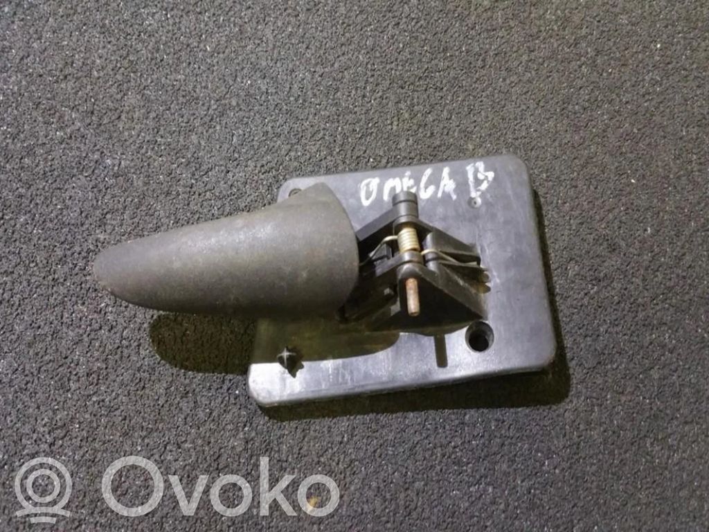 Opel Omega B1 Manecilla interna puerta delantera 