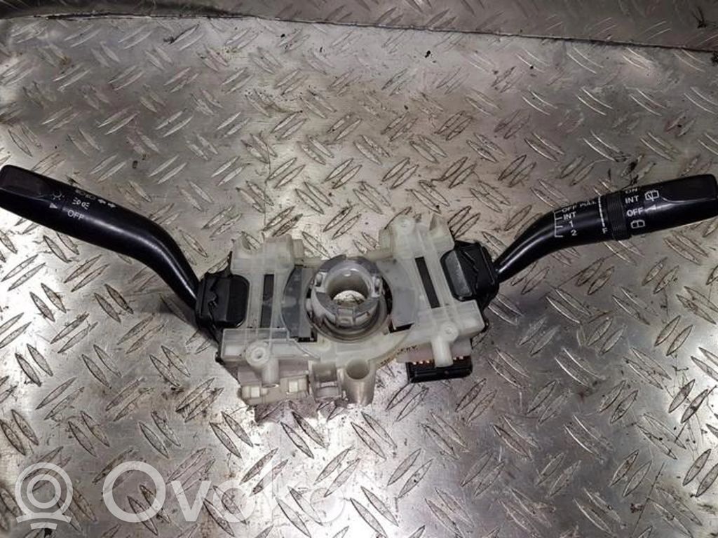 Mazda 626 Bloc semnalizator și ștergător parbriz
