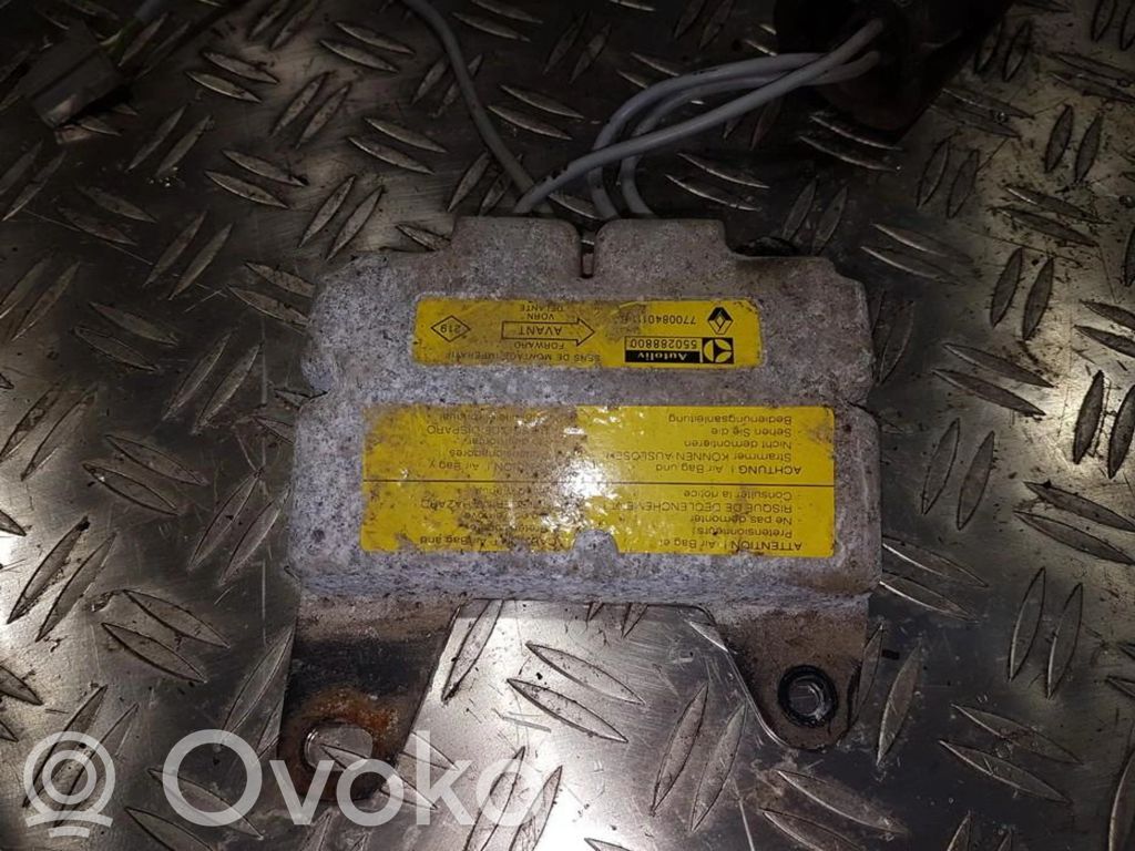 Centralina/modulo airbag   7700840111B,7700840111B