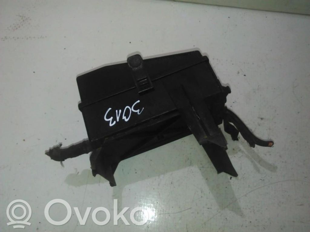 Opel Vectra B Set scatola dei fusibili 