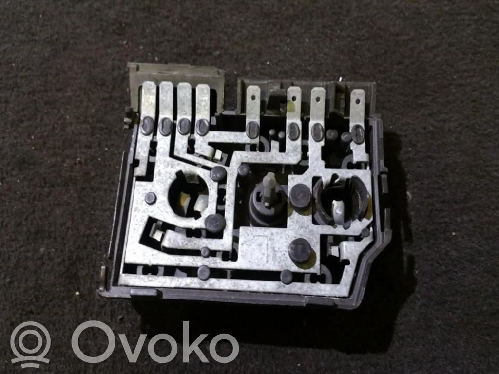 Audi A6 S6 C4 4A Suport becuri lampă spate 