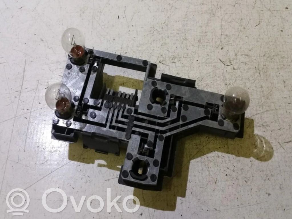 Ford Mondeo MK I Suport becuri lampă spate