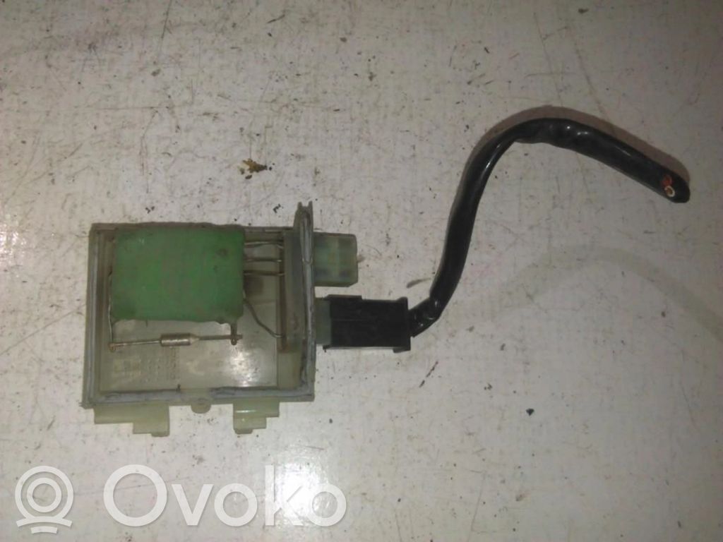Volkswagen PASSAT B3 Motor aerotermă/rezistor ventilator 