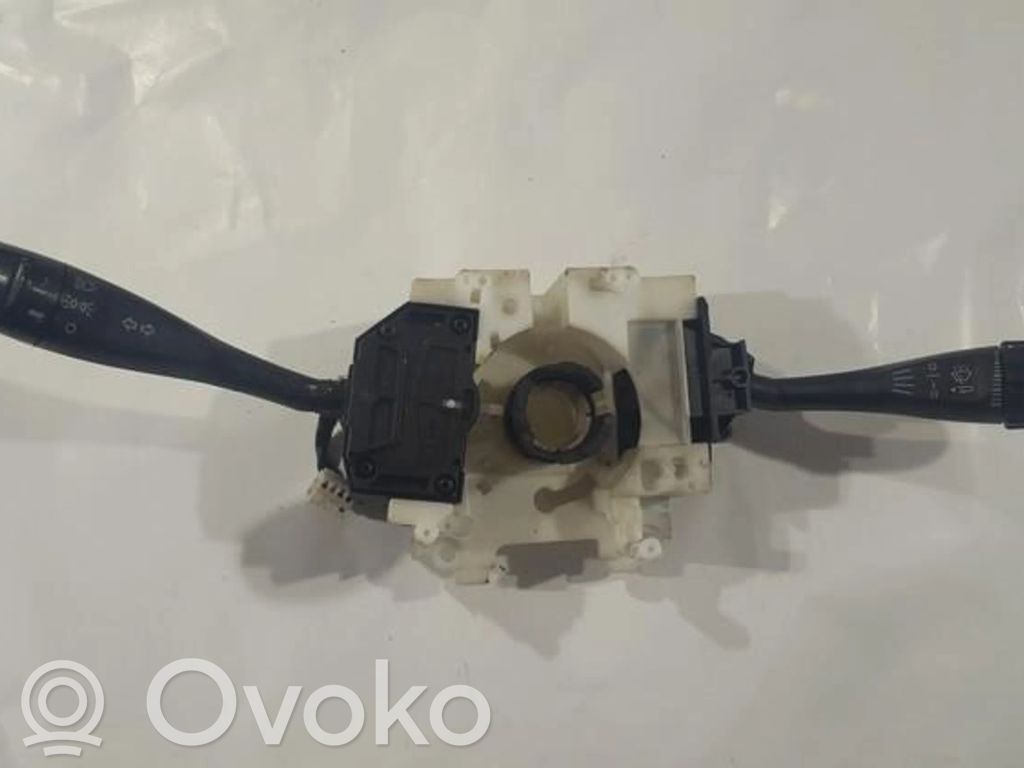 Mitsubishi Carisma Leva/interruttore dell’indicatore di direzione e tergicristallo 
