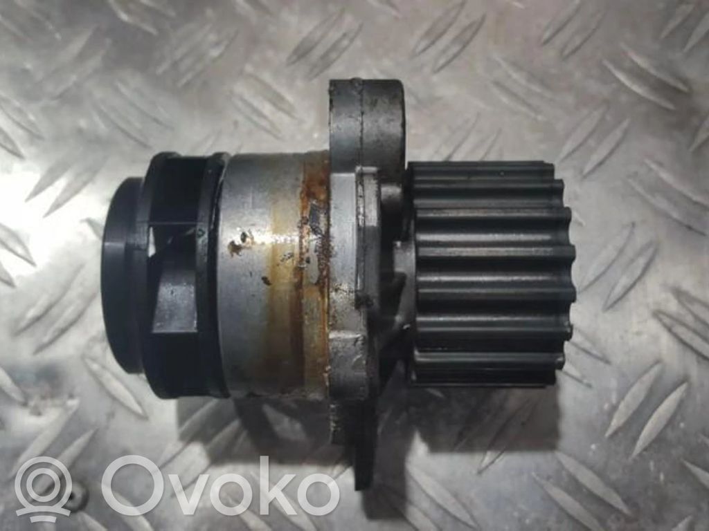 Vesipumppu   045121019D,045121019D
