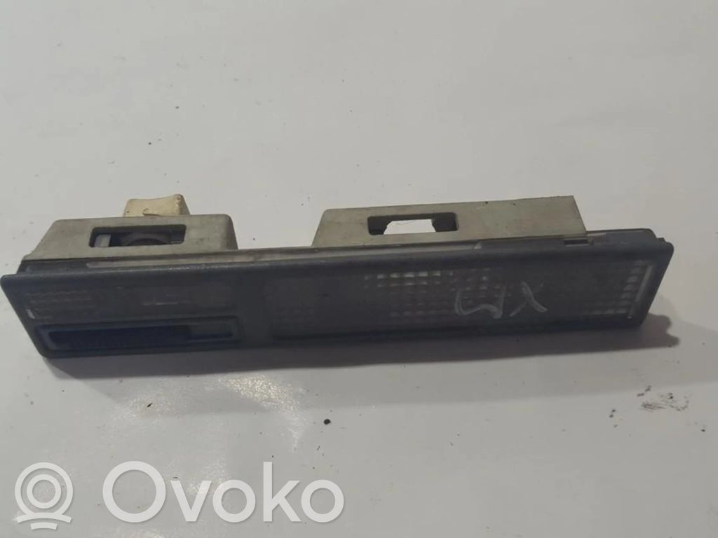Luz del asiento trasero