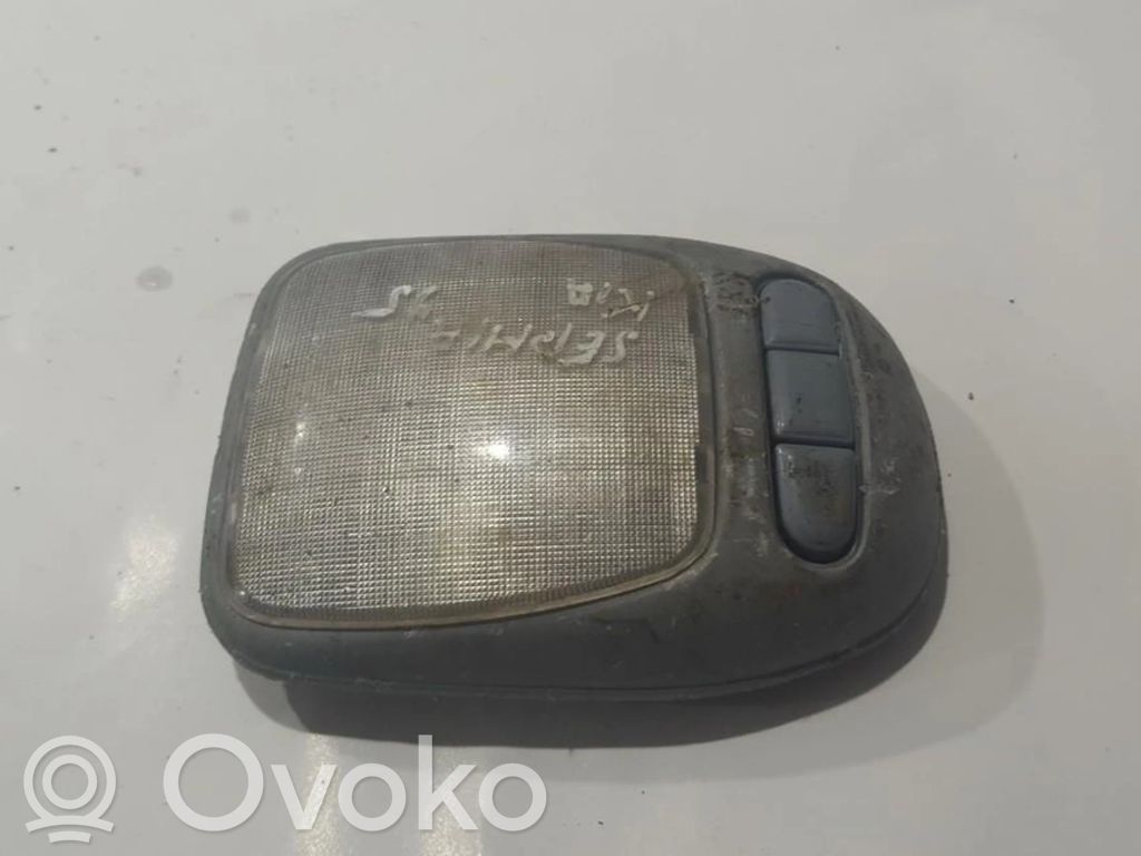 KIA Sephia Luz del asiento delantero