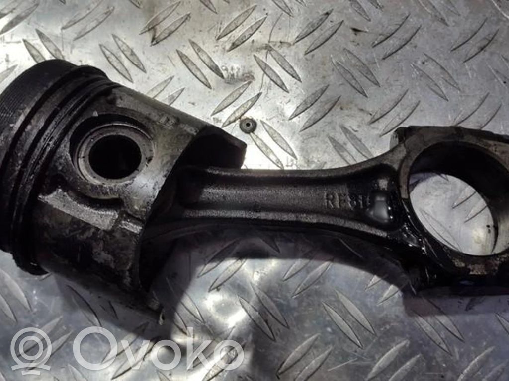 Pistón con biela   RF8D,RF8D