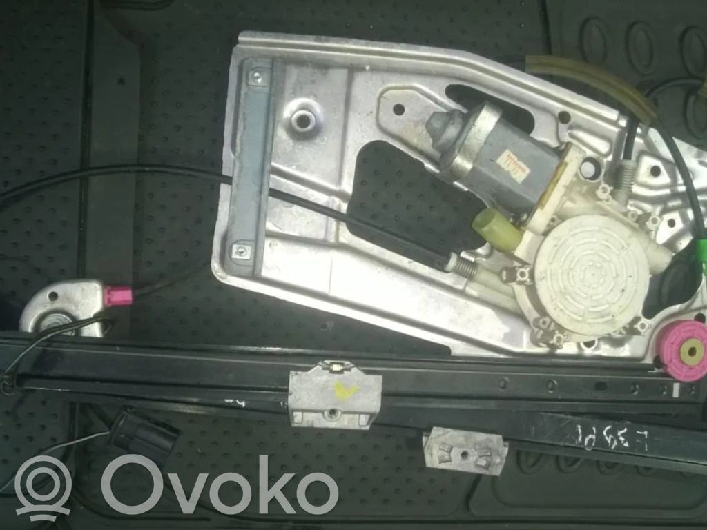 BMW 5 E39 Regulador con motor de la ventanilla de la puerta corredera 