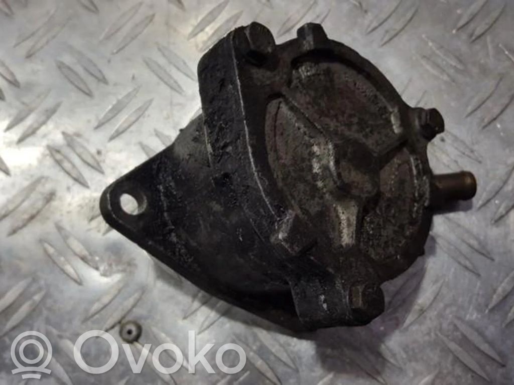 Fiat Stilo Pompă vacuum 