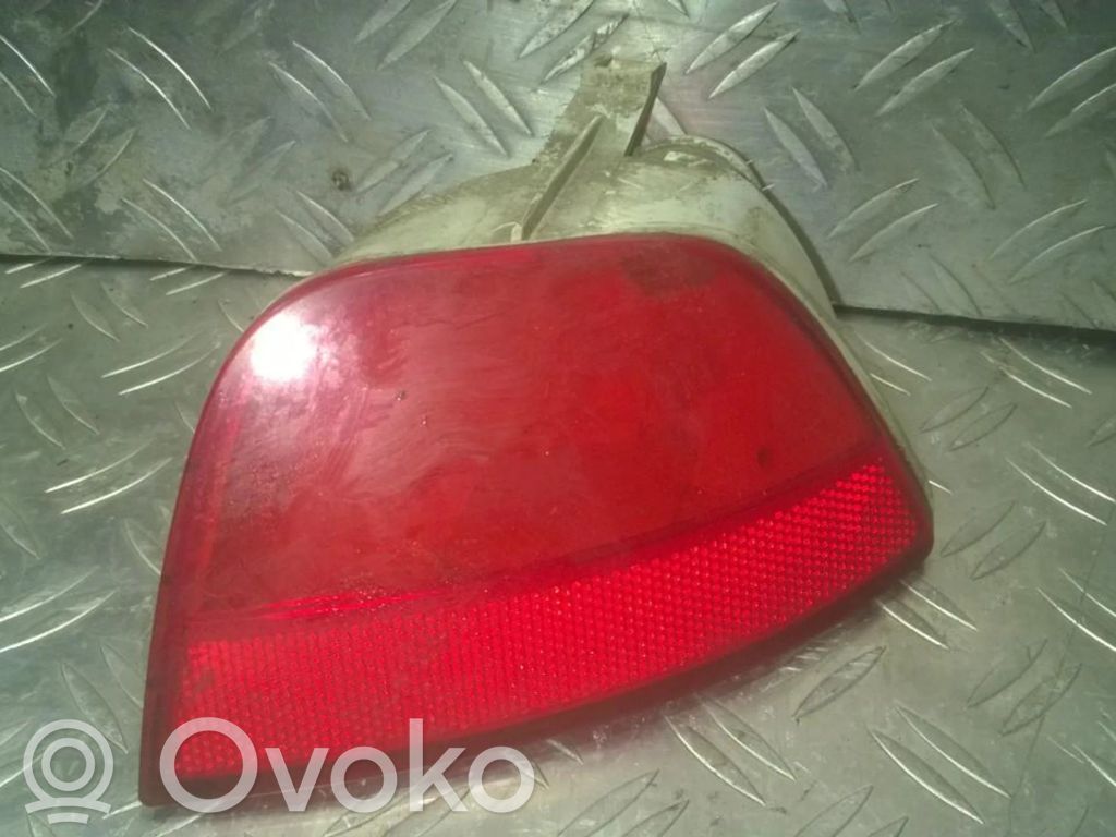 Fendinebbia posteriore   1M5115K273A,1M5115501A,0374D,1M5115501A,1M5115K273A