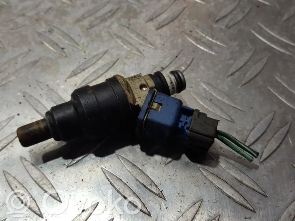 Hyundai Elantra Inyector de combustible 