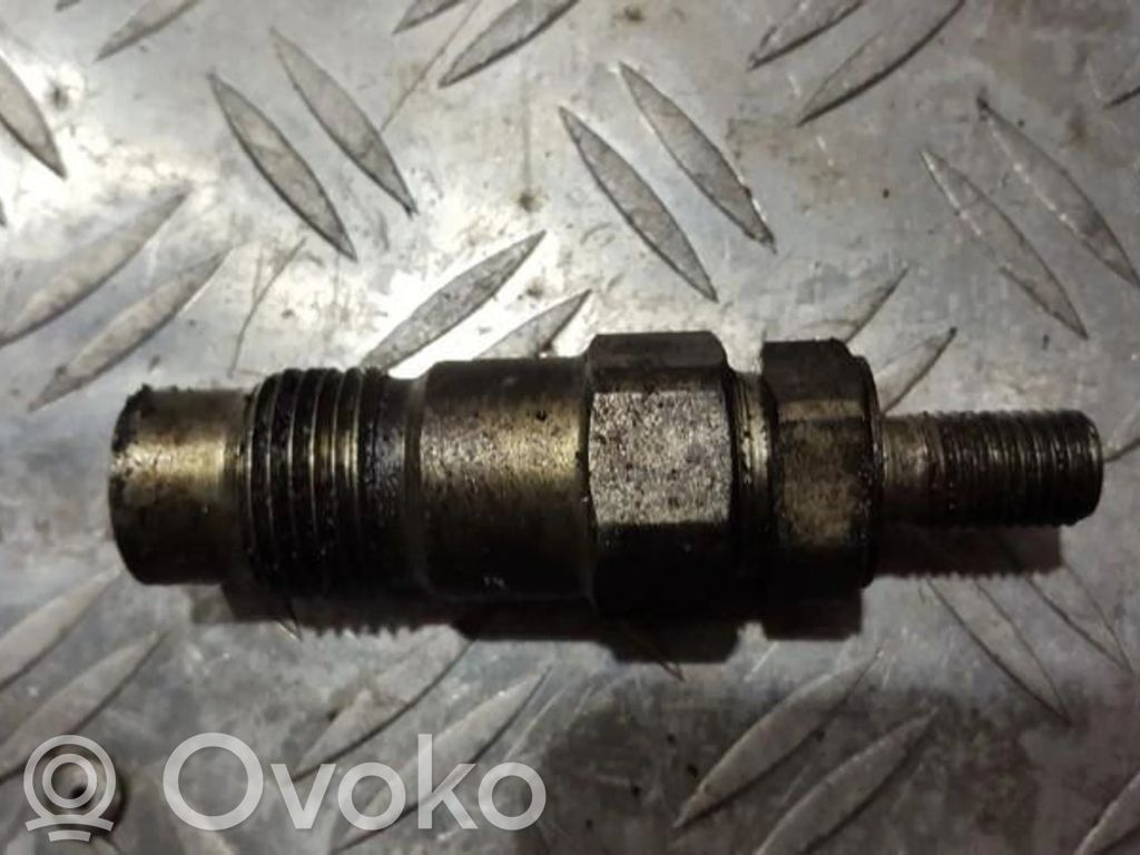 Nissan Sunny Inyector de combustible 