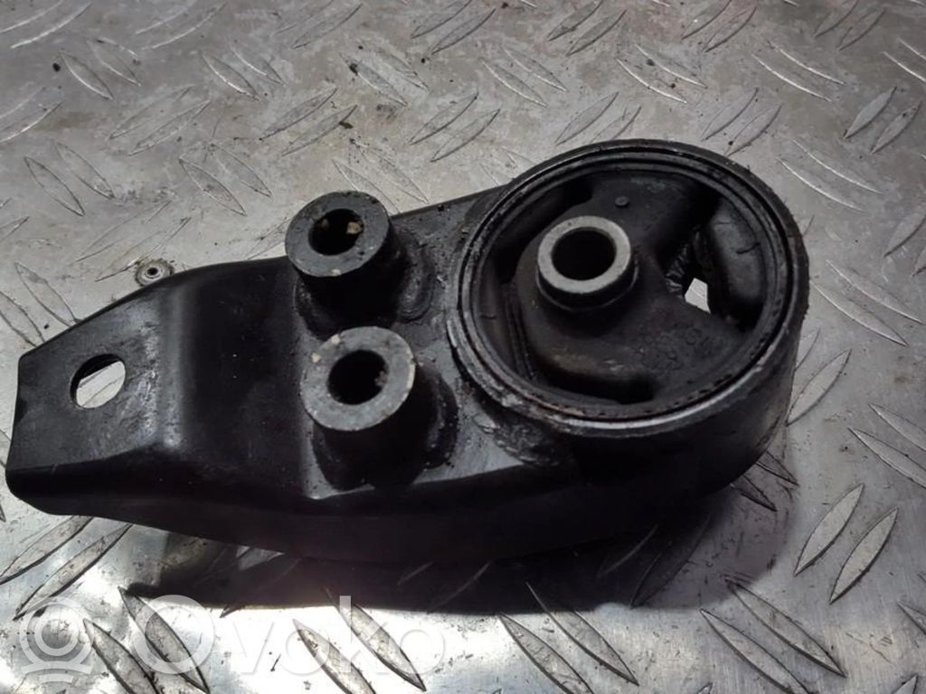 Engine mount bracket