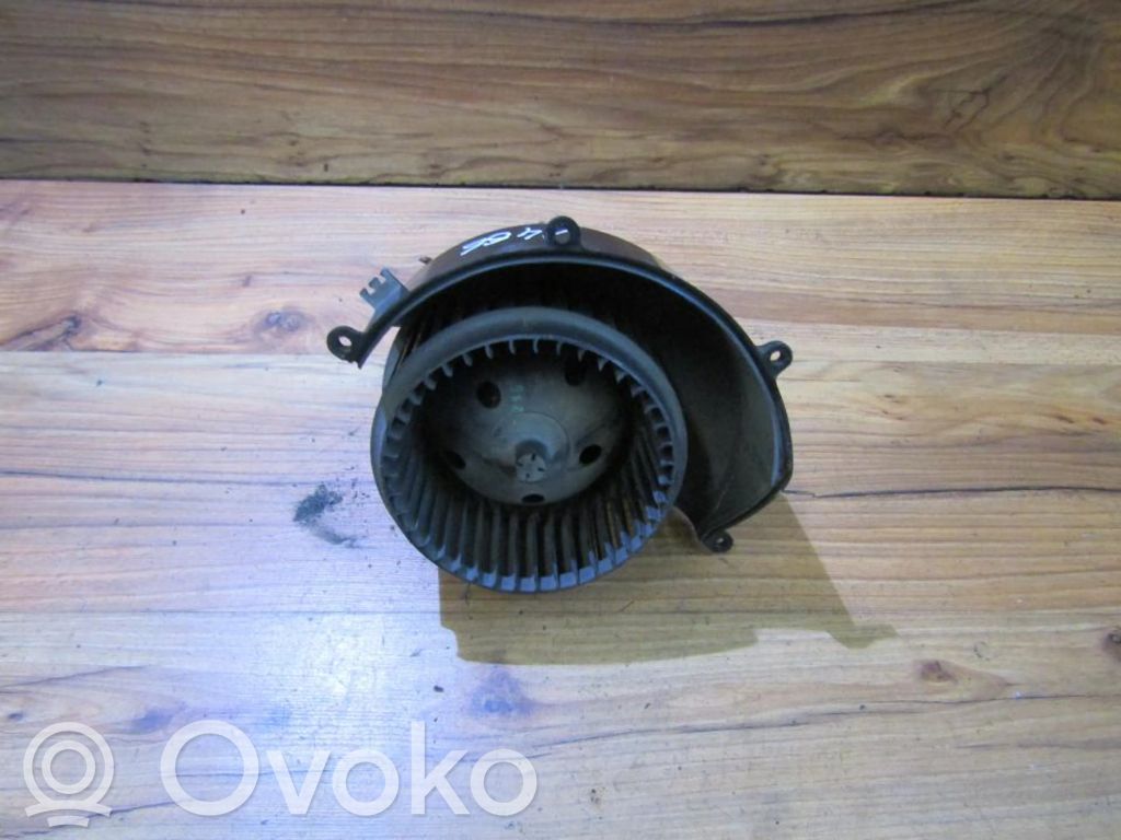 Opel Astra H Ventilator aerotermă 