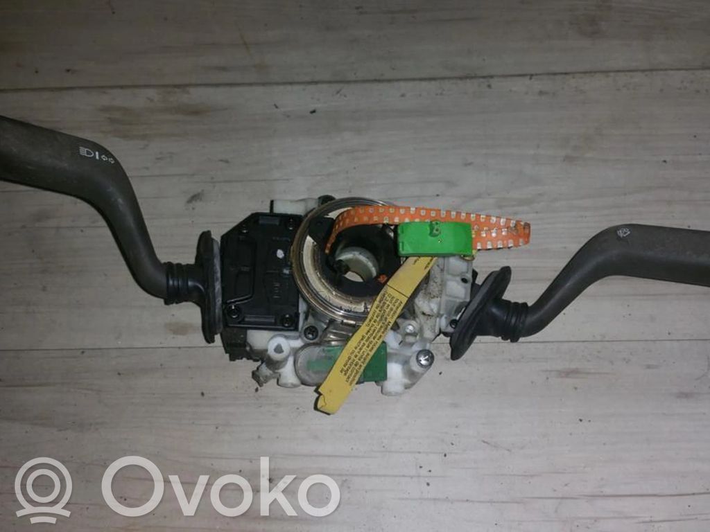 Volvo S40, V40 Manetka / Przełącznik kierunkowskazów wycieraczek 