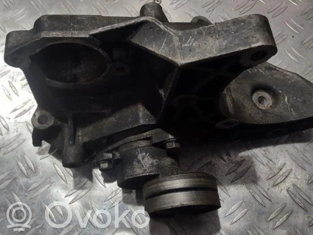 Opel Omega B1 Suport motor 