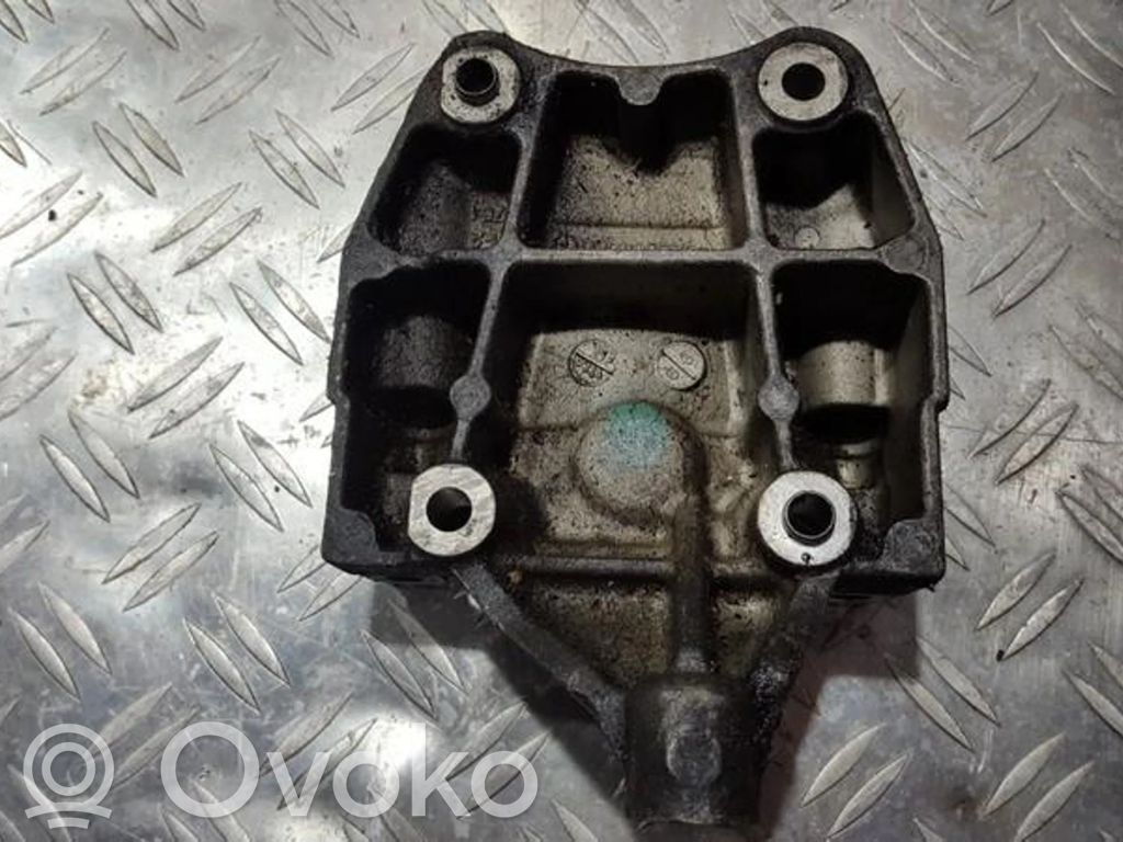 Peugeot 206 Suport motor 