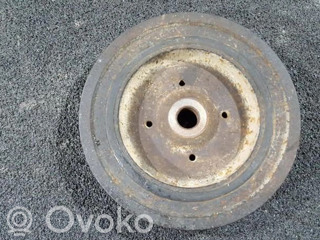 Kampiakselin vauhtipyörä