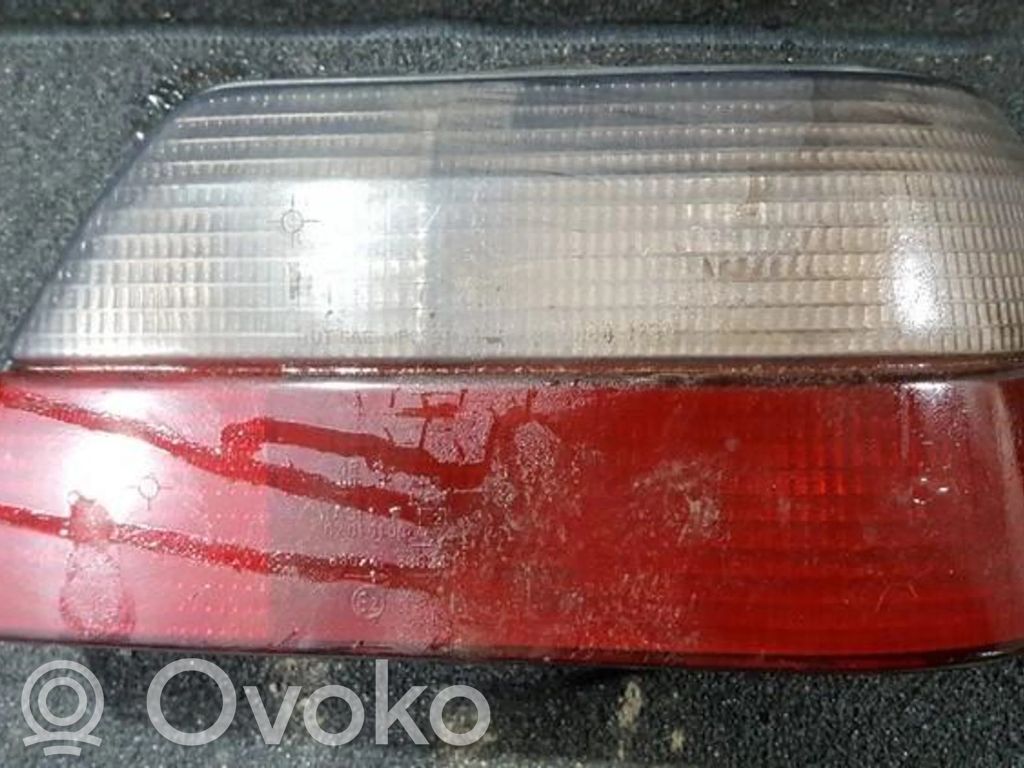 Lampa tylna