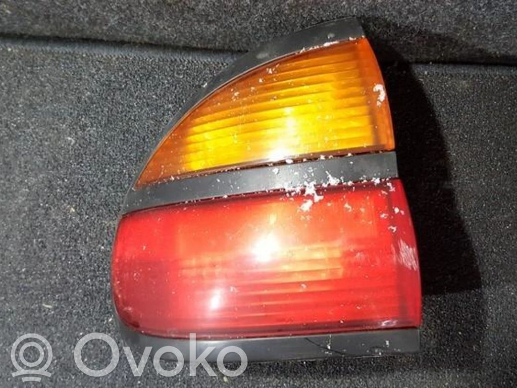 Lampa tylna