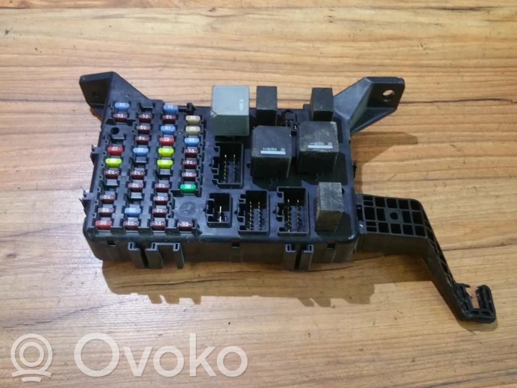 Ford Mondeo Mk III Set cutie siguranțe 