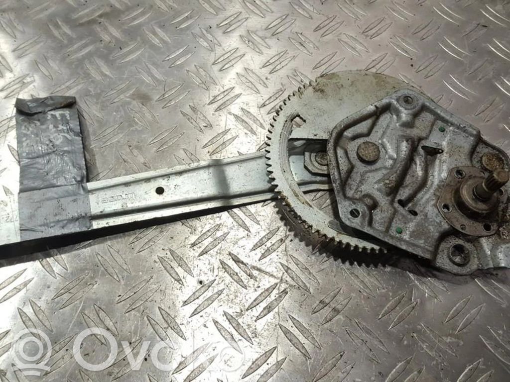 Regulador con motor de la ventanilla de la puerta corredera   7720,7720