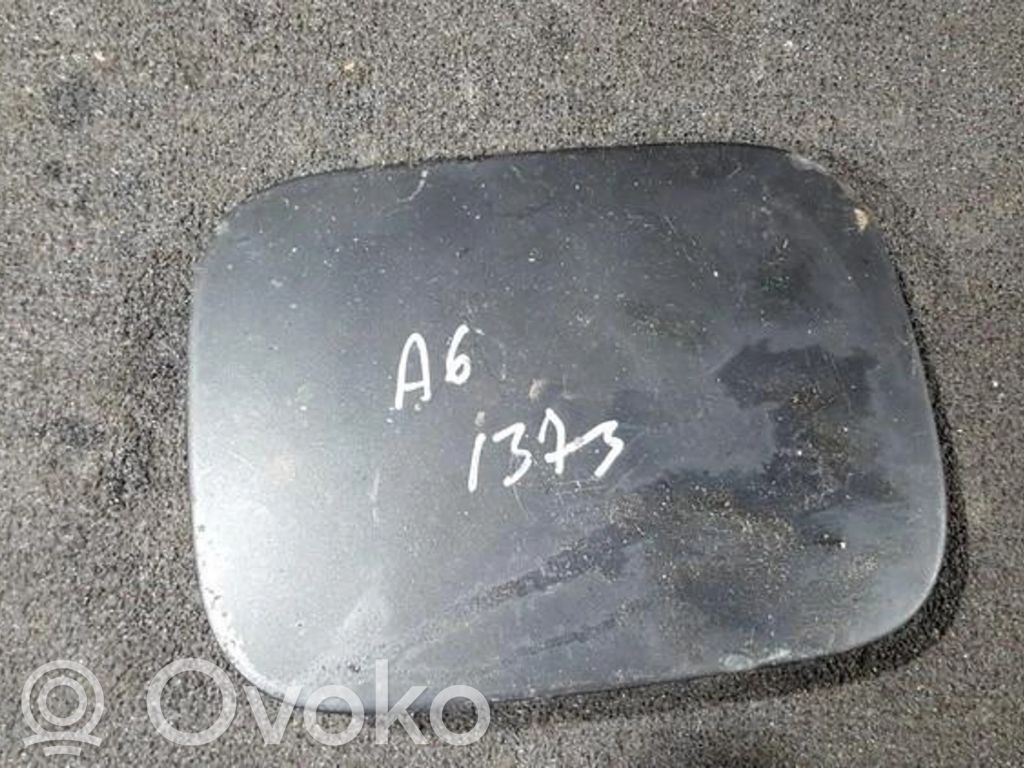 Polttoainesäiliön korkki