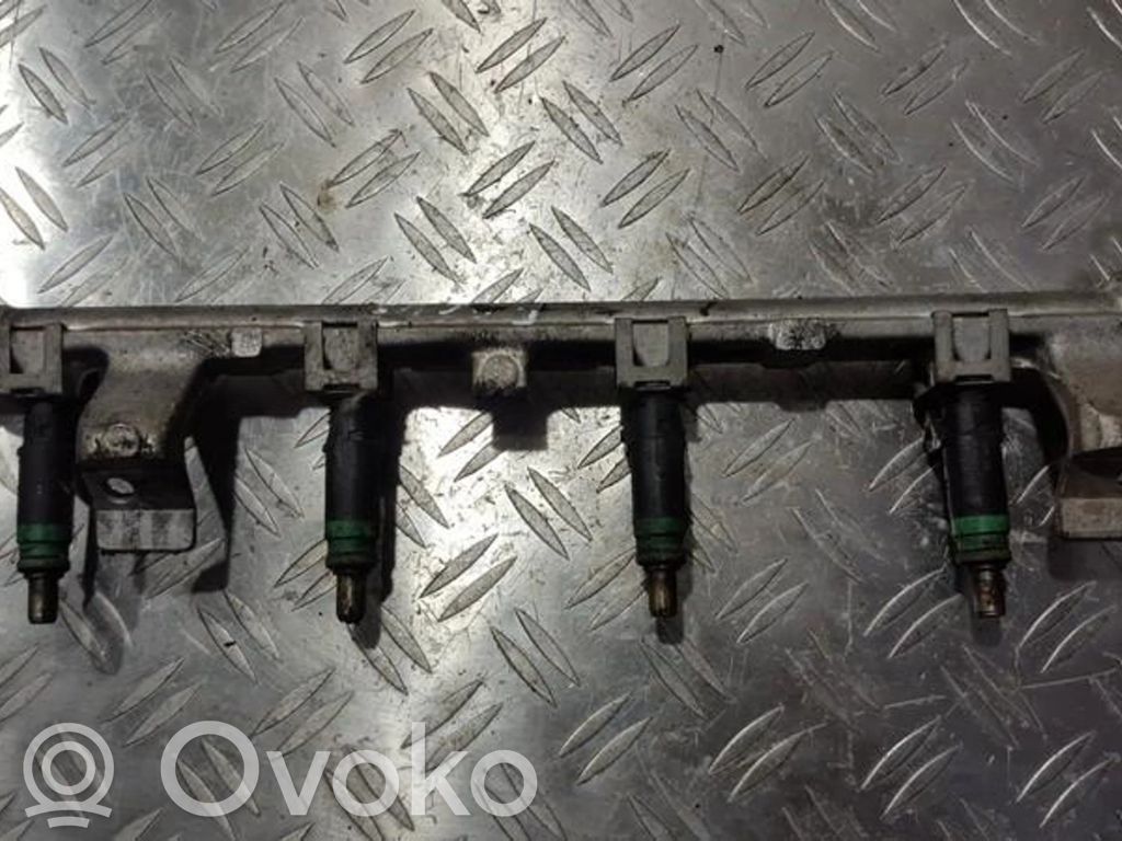 Ford Focus Polttoainepääputki 