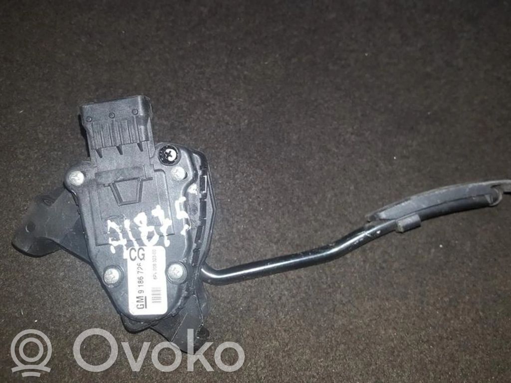 Opel Vectra C Pedală accelerație 