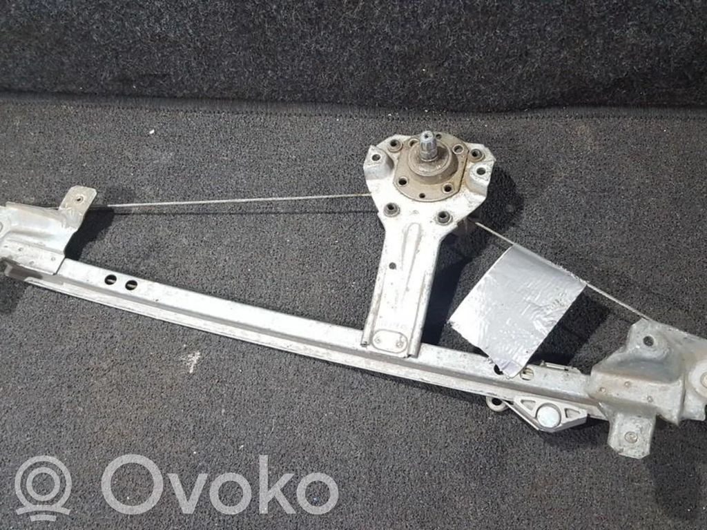 Opel Omega B1 Regulador con motor de la ventanilla de la puerta corredera