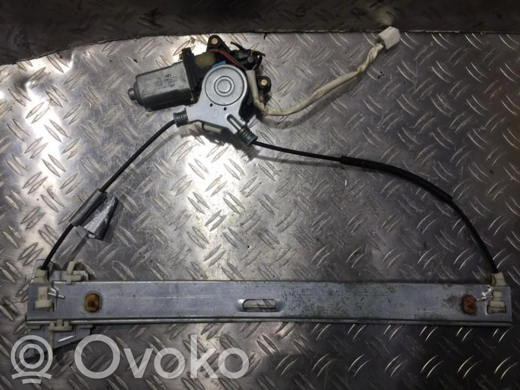 Liukuoven ikkunannostin moottorilla