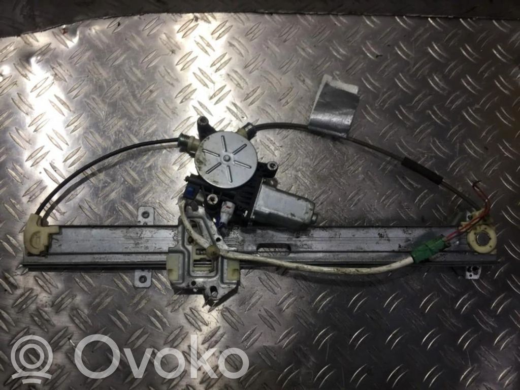 Regulador con motor de la ventanilla de la puerta corredera