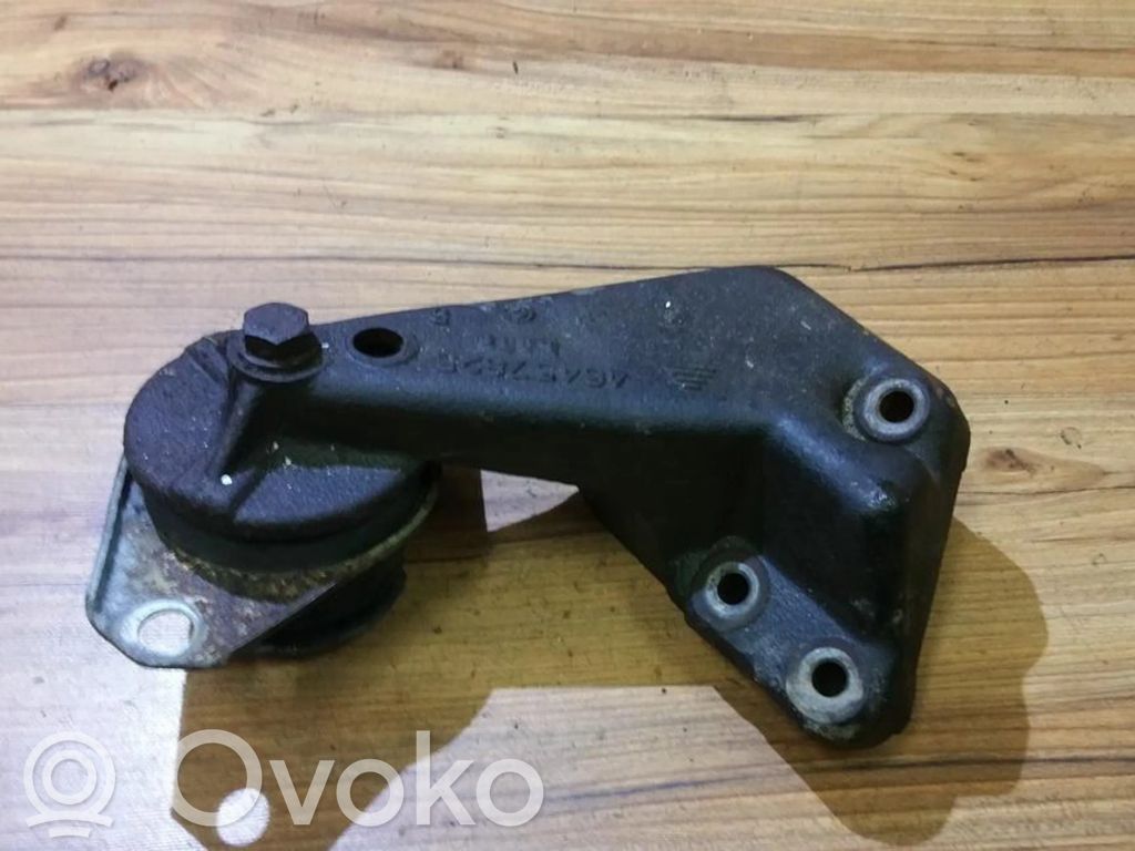 Fiat Marea Engine mount bracket 