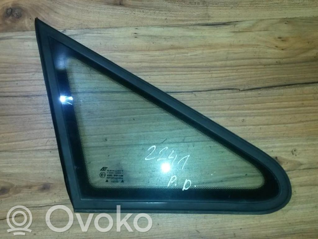 Ford Galaxy Finestrino/vetro triangolo anteriore