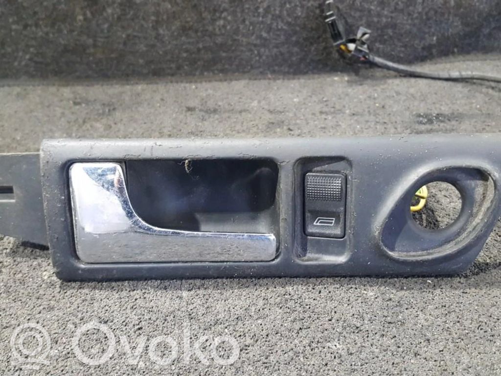 Audi A6 S6 C4 4A Manecilla interna puerta delantera 